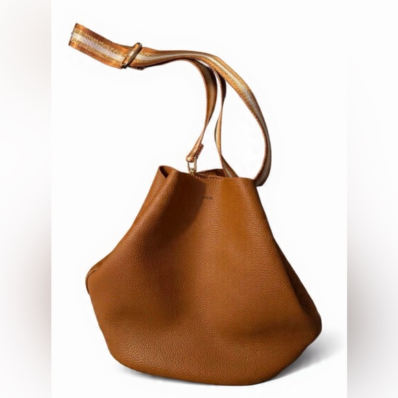 Colab Handbags - NWOT- COLAB Bucket Purse- Brown/ Camel